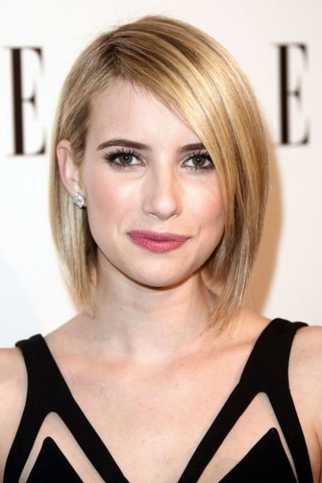 Emma Roberts bob