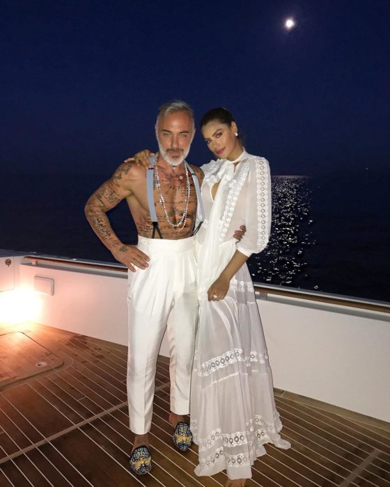 Gianluca Vacchi junto a Ariadna gutierrez