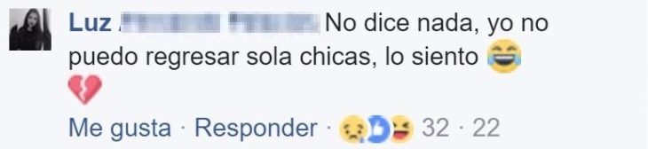 chica respondiendo peticiones