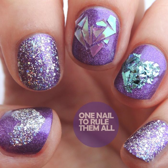 One nail to rule them all uñas