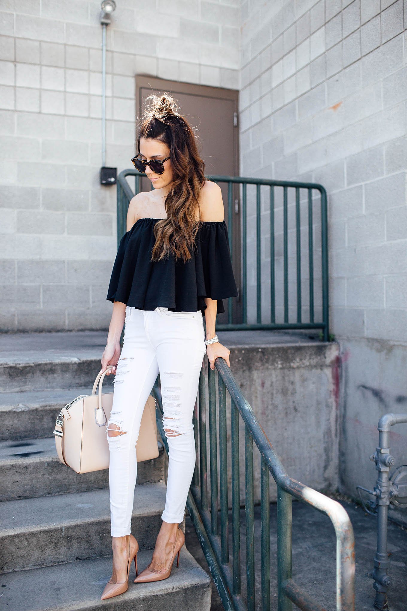 Moda: 7 ideas para combinar los jeans blancos en media estación