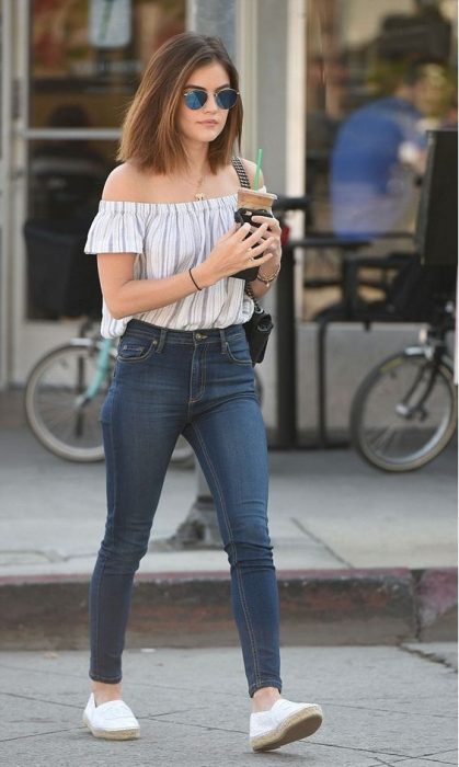 chica caminando