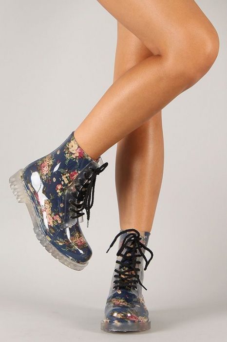 botines con flores