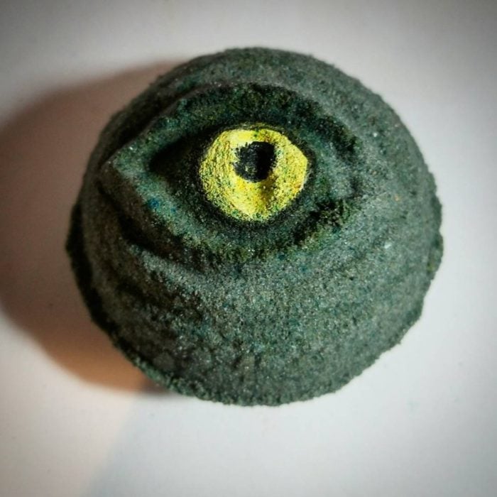 ojo de monstruo verde