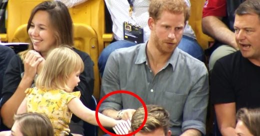 Esta niña roba las palomitas del príncipe Harry y él reacciona de esta manera