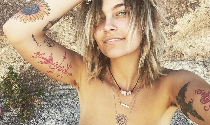 paris jackson axilas