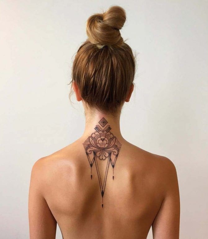 20 Tatuajes en el cuello para darte más sensualidad