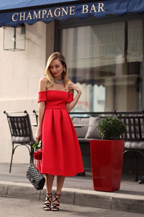 outfit vestido rojo