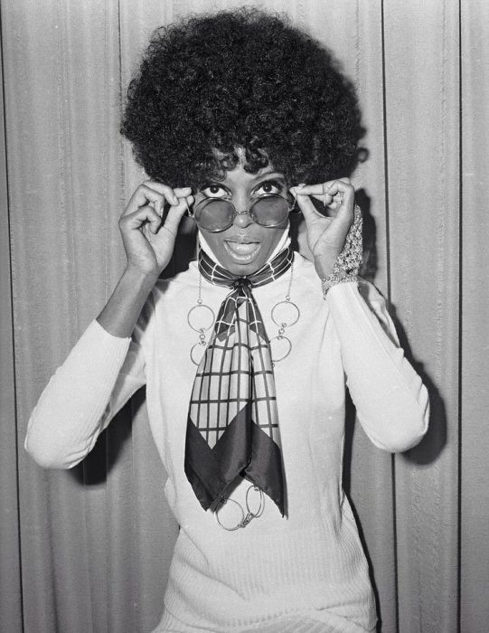 diana ross lentes redondos