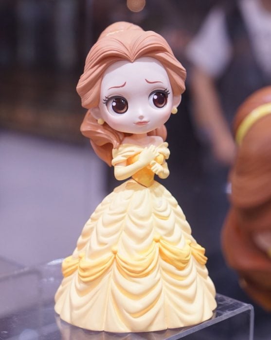 Muñeca de la princesa bella 