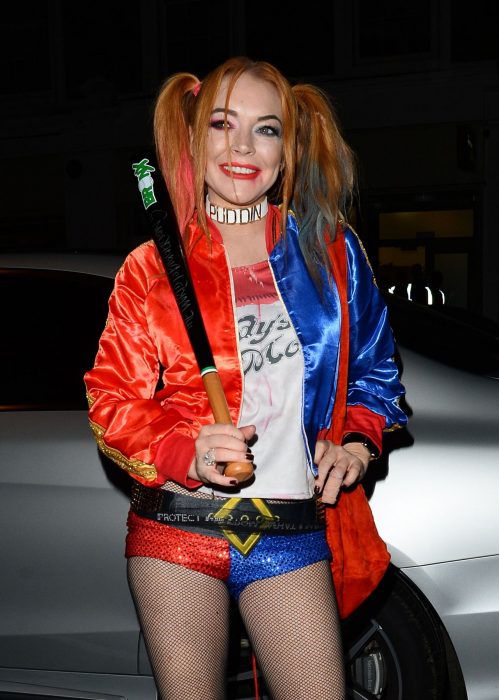 chica disfrazada de Harley queen