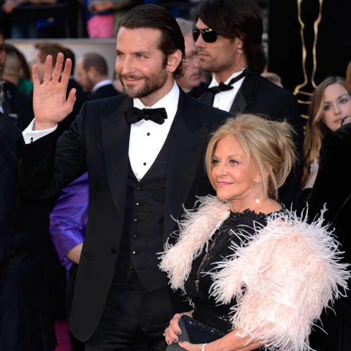 bradley cooper y su madre