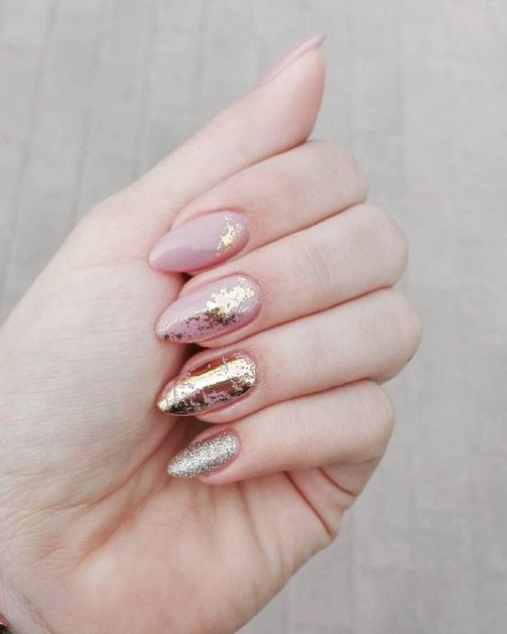 golden manicura