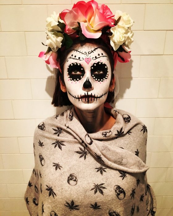 Nina Dobrev una catrina