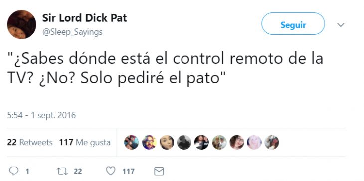 Comentarios en twitter sobe un chico que habla dormido 