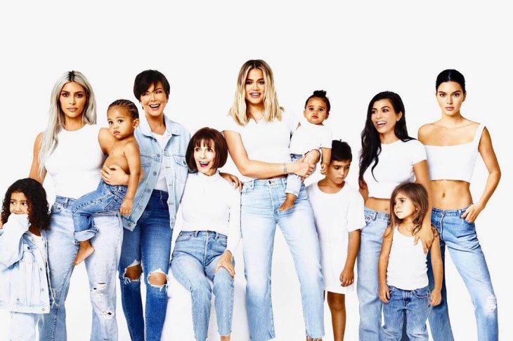 postales navideñas kardashian jenner 2017