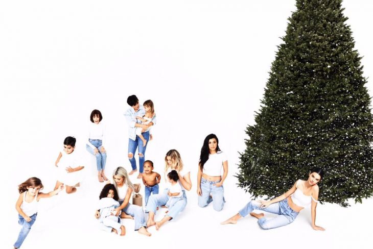 postales navideñas kardashian jenner 2017
