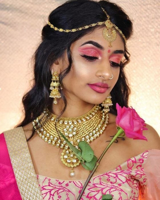 Chica recrea princesas de Disney con prendas de la India 