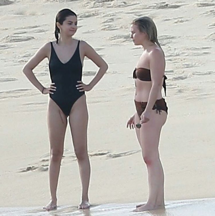 chicas en la playa 
