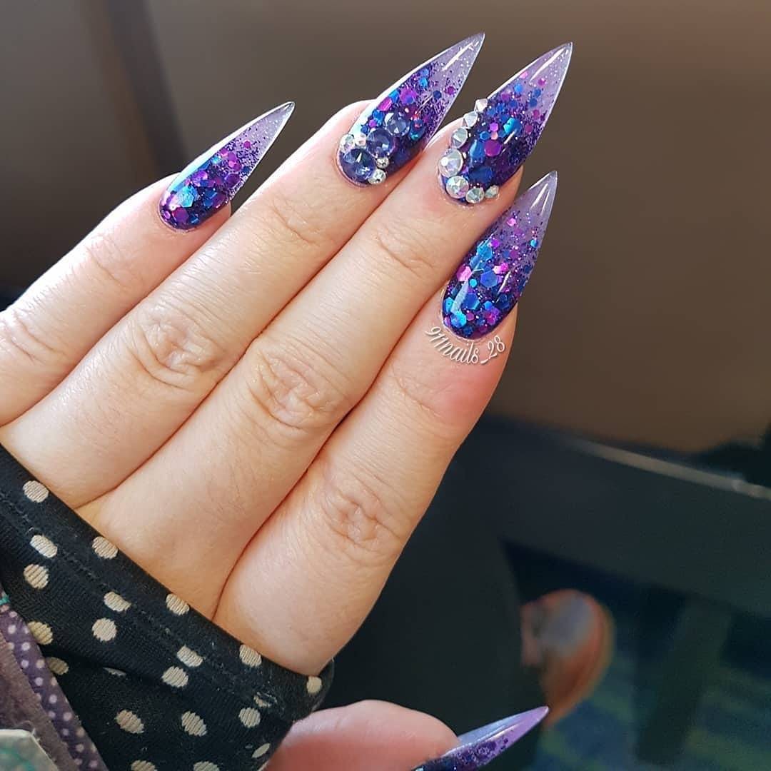 15 Diseños de uñas Stiletto que te van enamorar de inmediato