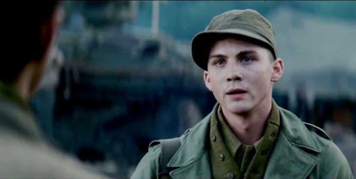 Logan Lerman en la película Fury