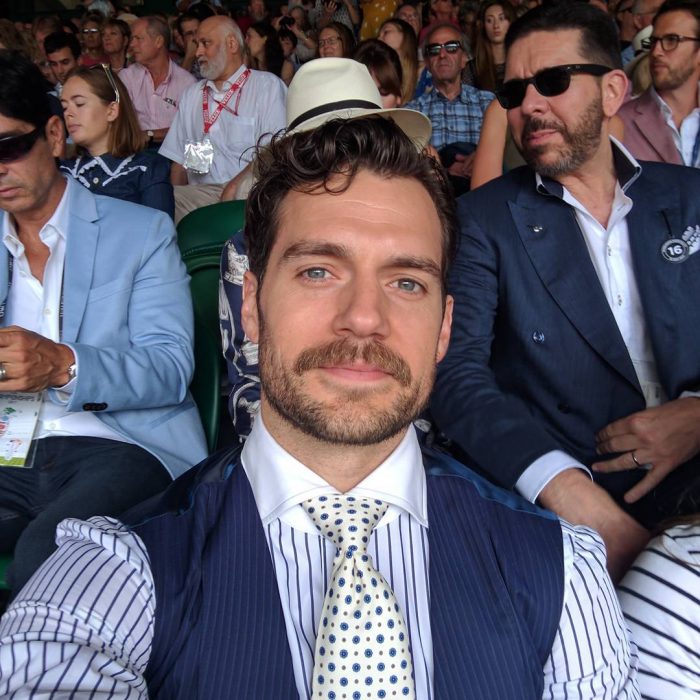 Henry Cavill Bigote