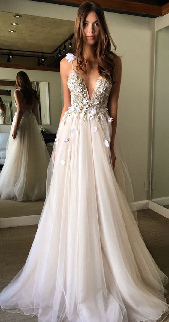 15 Hermosos vestidos que querrás lucir en tu graduación
