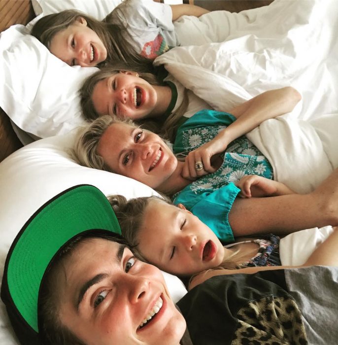 cara delevigne y su familia