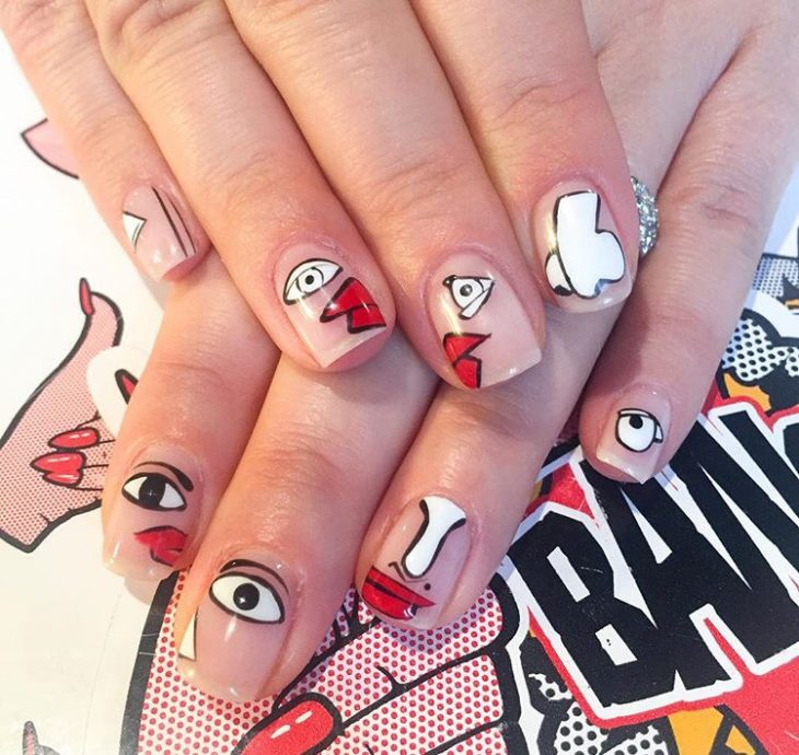 Uñas dibujadas con un cuadro de Picasso 