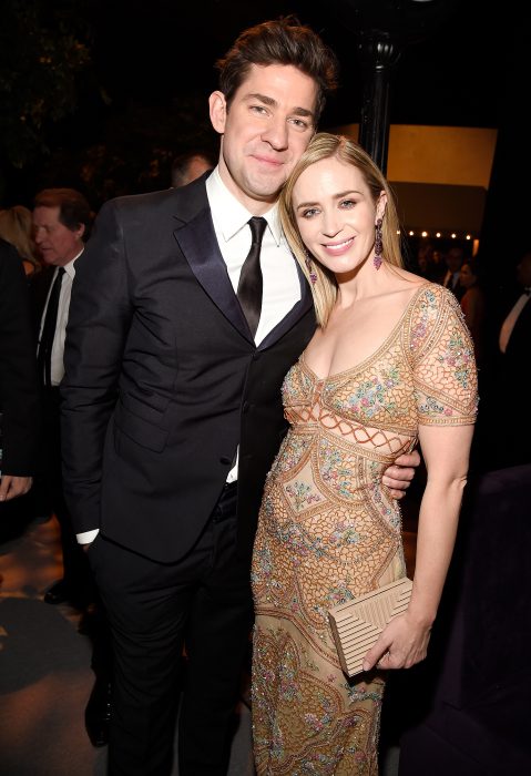 Emily Blunt junto a su esposo en una cena de gala 