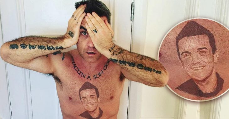 Robbie Williams se tatuó su propio rostro