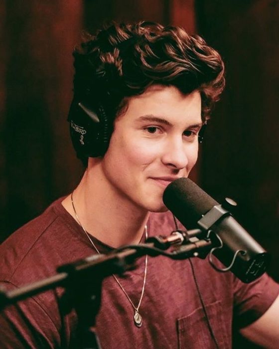 Shawn Mendes en estudio de grabación