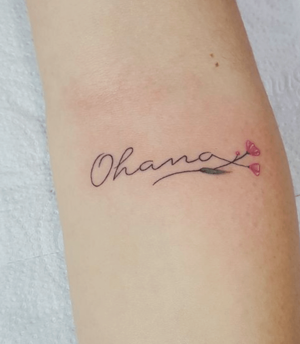 Tatuaje de Disney inspirado en lilo y stich