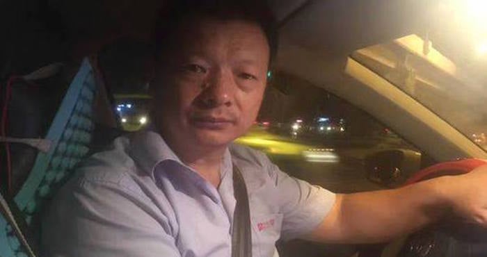 Hombre que se volvió taxista para encontrar a su hija desaparecida