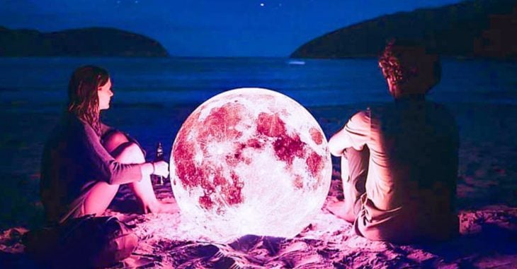 La luna rosa podría afectar tu vida amorosa dependiendo de tu signo zodiacal