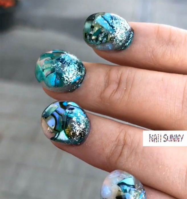 Uñas de esferas creadas por Nail Sunny 