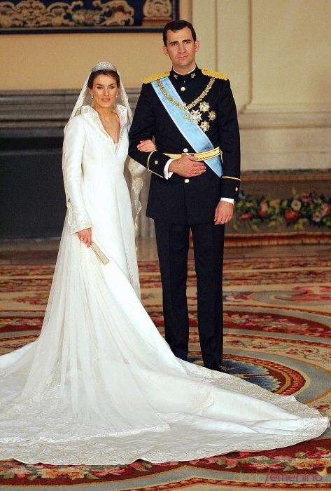 Pincesa Letizia y principe felipe el día de su boda 