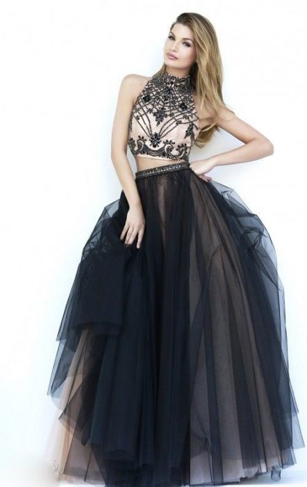 15 Vestidos de negro que vas a en tus XV