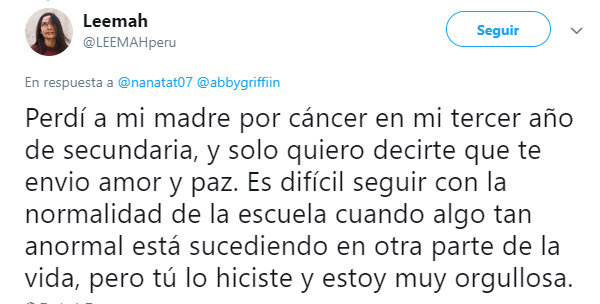 Comentario en twitter sobre la relación que una chica tenía con su madre que murió de cáncer 