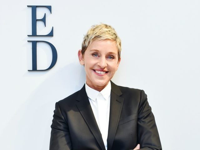 Ellen Degeneres posando para una fotografía