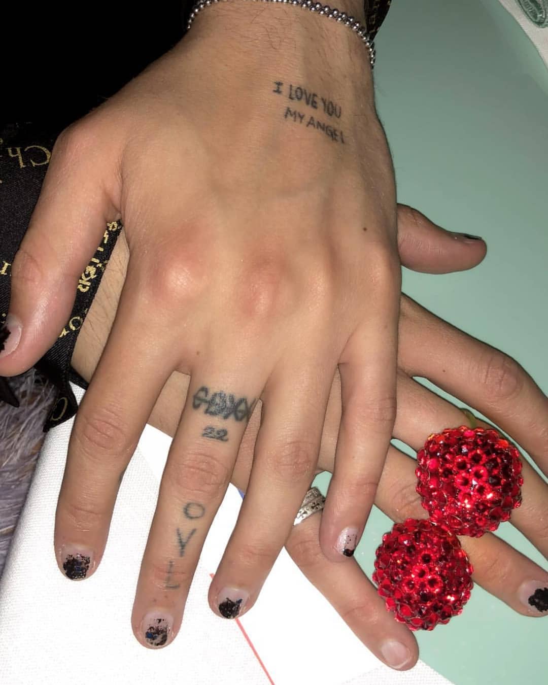 Kendall Jenner tiene un nuevo romance con un hermano Hadid