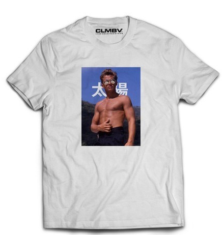 Playera con estampado del personaje de la serie de Luis Miguel 