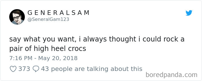 Comentarios en redes sociales sobre los crocs 