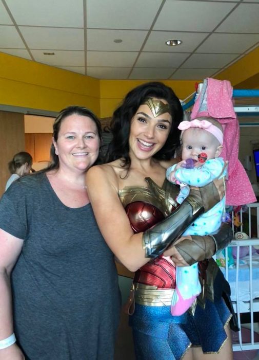 Visita de Gal Gadot en el hospital 