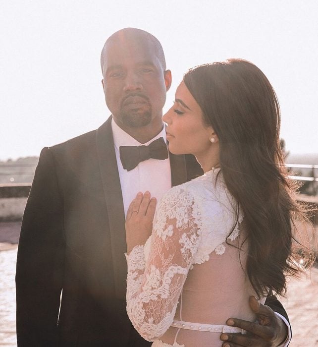 Kim Kardashian y Kanye West el día de su boda 