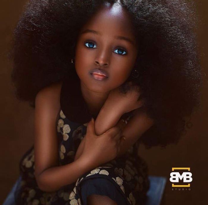 Niña de nigeria considerada como la más hermosa de todo el mundo