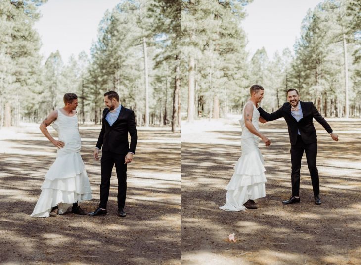 Novio y hermano de la novia posando en una sesión de fotos 