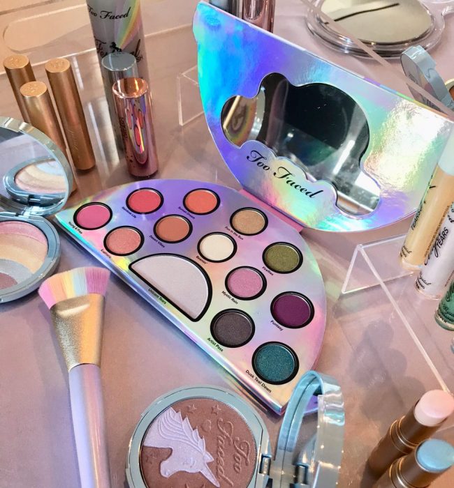 set de sombras de maquillaje 