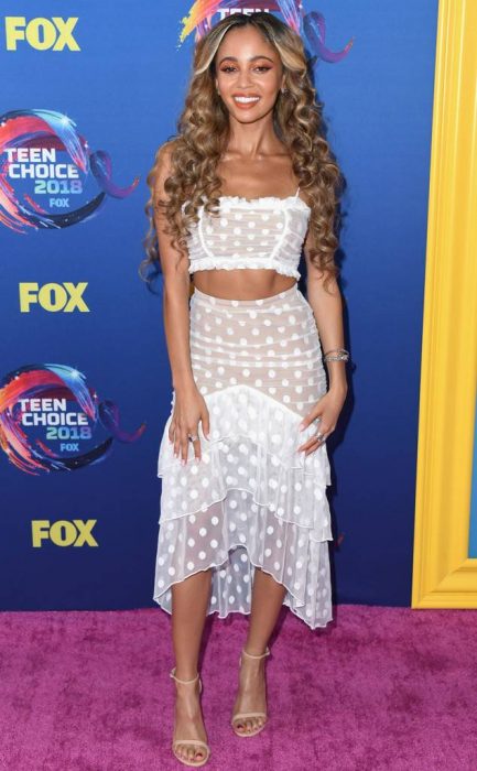  Vanessa Morgan mejor vestida de los teen choice awards