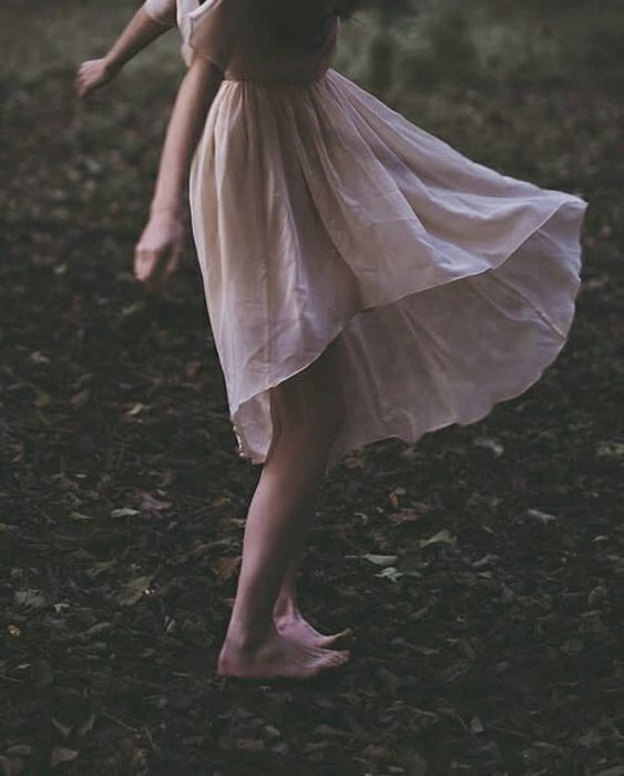 Chica en el bosque